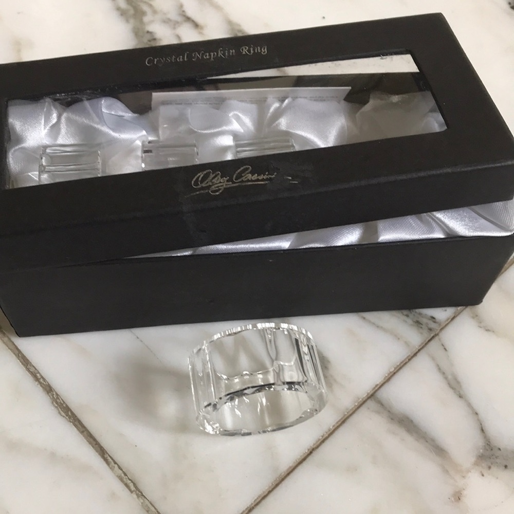Oleg Cassini crystal napkin ring holders set of 4